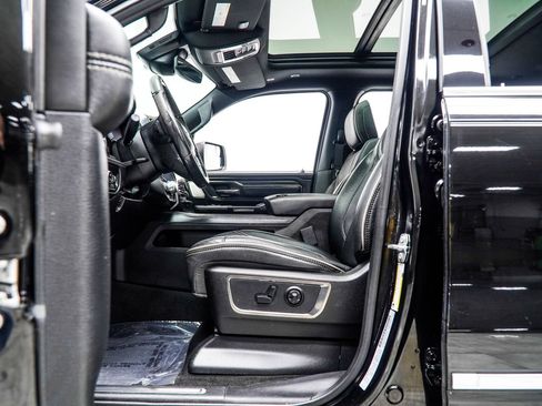 Used 2019 RAM 1500 Limited RWD image 41