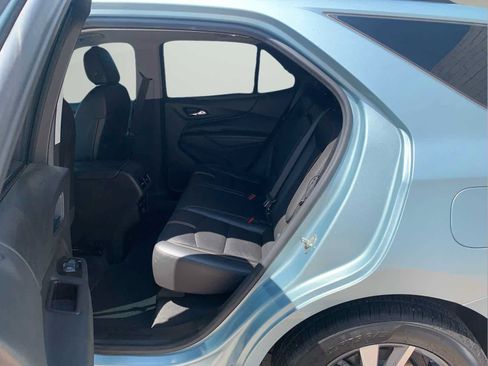 Used 2022 Chevrolet Equinox Premier FWD image 12