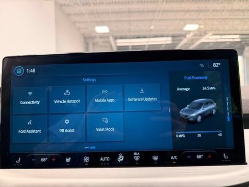 Used 2025 Ford Escape Platinum AWD/4WD image 41