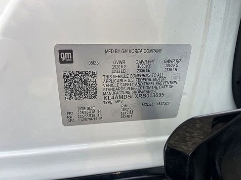 Used 2024 Buick Encore GX Sport Touring FWD image 61