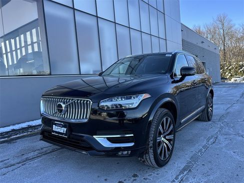 Certified 2023 Volvo XC90 B5 Plus image 1