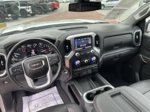 Used 2020 GMC Sierra 1500 SLT w/ SLT Premium Plus Package AWD/4WD image 18