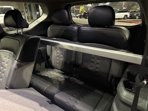 Used 2024 Kia EV9 Wind image 27