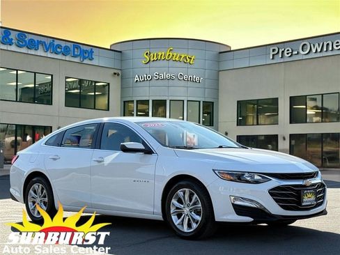 Used 2023 Chevrolet Malibu LT image 1