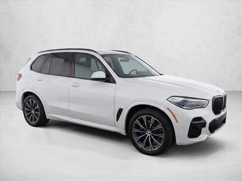 Used 2022 BMW X5 xDrive45e w/ M Sport Package AWD/4WD image 3