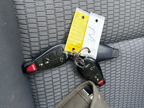 Used 2009 Jeep Grand Cherokee Laredo image 28