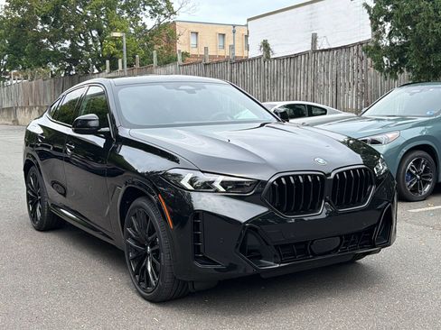 New 2027 BMW X6 xDrive40i w/ Climate Comfort Package AWD/4WD image 7