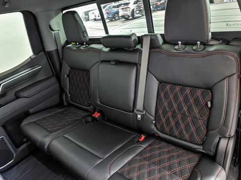New 2026 GMC Sierra 1500 Elevation w/ Elevation Premium Package AWD/4WD image 11
