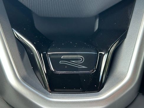 New 2026 Volkswagen Atlas Cross Sport SEL R-Line image 21