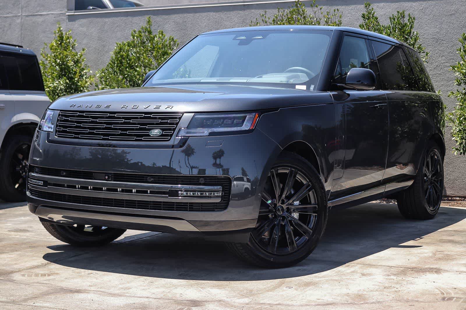 New 2026 Land Rover Range Rover Long Wheelbase SE AWD/4WD image 1