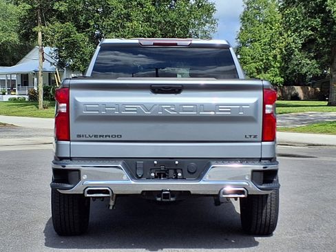 Used 2023 Chevrolet Silverado 1500 LTZ AWD/4WD image 5