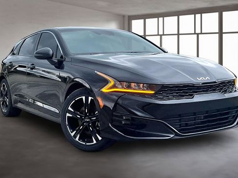 Used 2022 Kia K5 GT-Line image 3