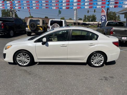 Used 2013 Subaru Impreza 2.0i Premium image 3