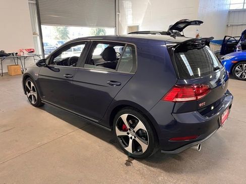 Used 2019 Volkswagen GTI SE image 5