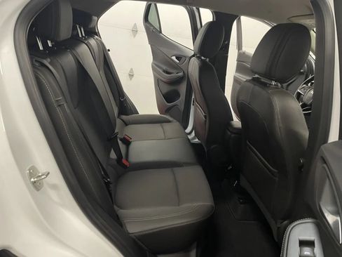 Used 2024 Buick Encore GX Preferred FWD image 39