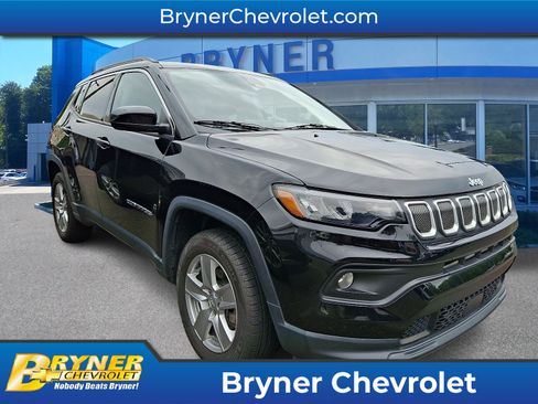 Used 2022 Jeep Compass Latitude AWD/4WD image 1