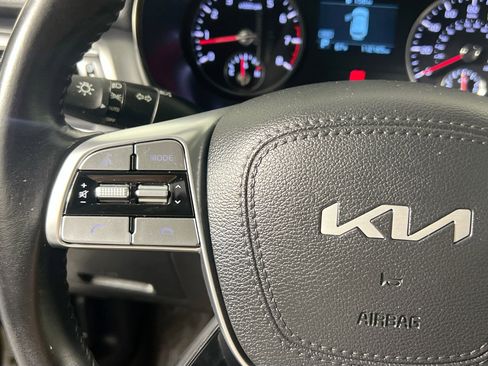 Used 2022 Kia Telluride S image 18