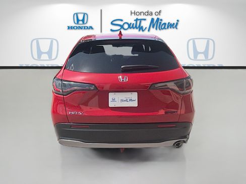 Certified 2025 Honda HR-V Sport image 6