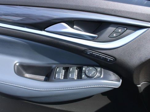 Used 2022 Buick Enclave Premium w/ LPO, Touring Package AWD/4WD image 9