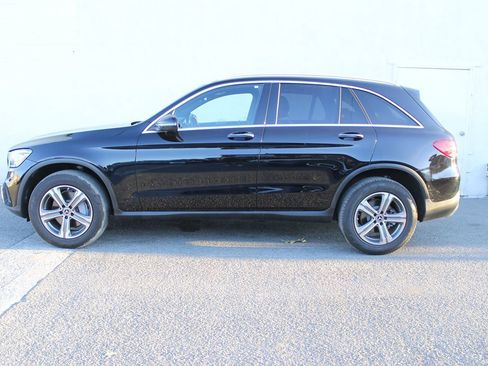 Used 2020 Mercedes-Benz GLC 300 w/ Premium Package image 4