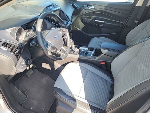 Used 2017 Ford Escape Titanium AWD/4WD image 5
