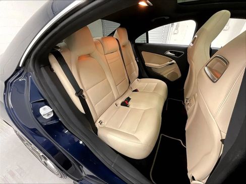 Used 2017 Mercedes-Benz CLA 250 image 16