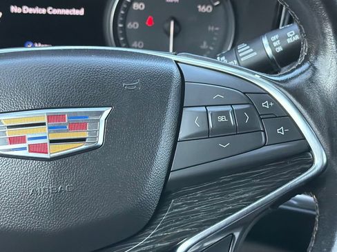 Certified 2020 Cadillac XT5 Premium Luxury AWD/4WD image 17