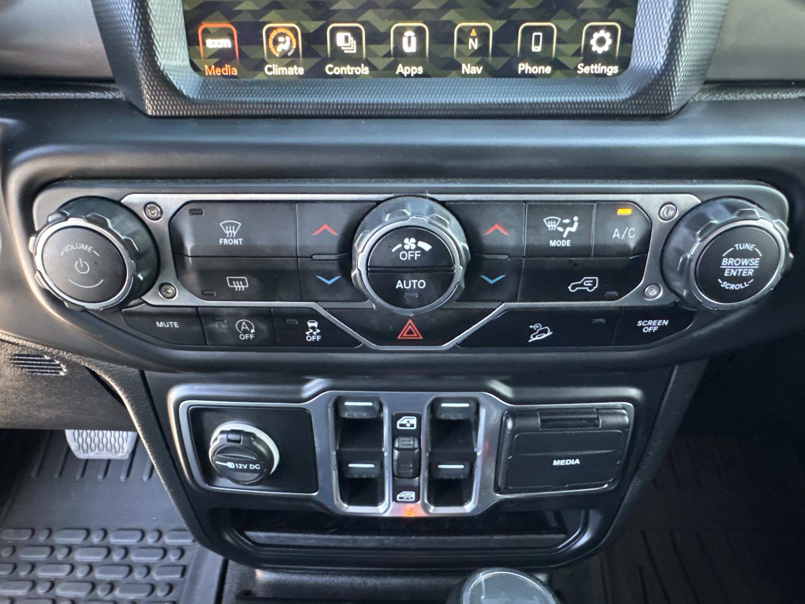 Used 2020 Jeep Wrangler Unlimited Sport S w/ Sun And Sound Package AWD/4WD image 30