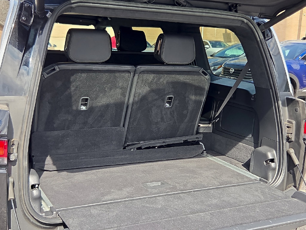 Used 2024 Rivian R1S Adventure Quad AWD/4WD image 10