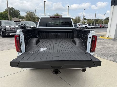 New 2026 GMC Sierra 2500 Denali Ultimate AWD/4WD image 12