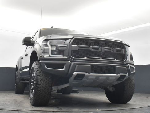 Used 2019 Ford F150 Raptor w/ Equipment Group 802A Luxury image 17