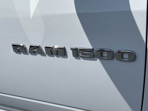 Used 2011 RAM 1500 Sport w/ Sport Premium Group AWD/4WD image 9