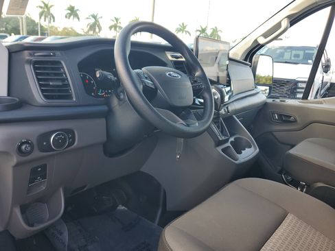 Used 2024 Ford Transit 350 XLT image 9