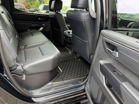 Used 2025 Toyota Tundra Platinum AWD/4WD image 20