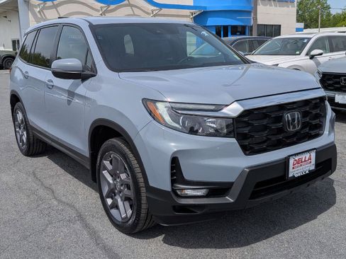 Used 2023 Honda Passport EX-L image 4