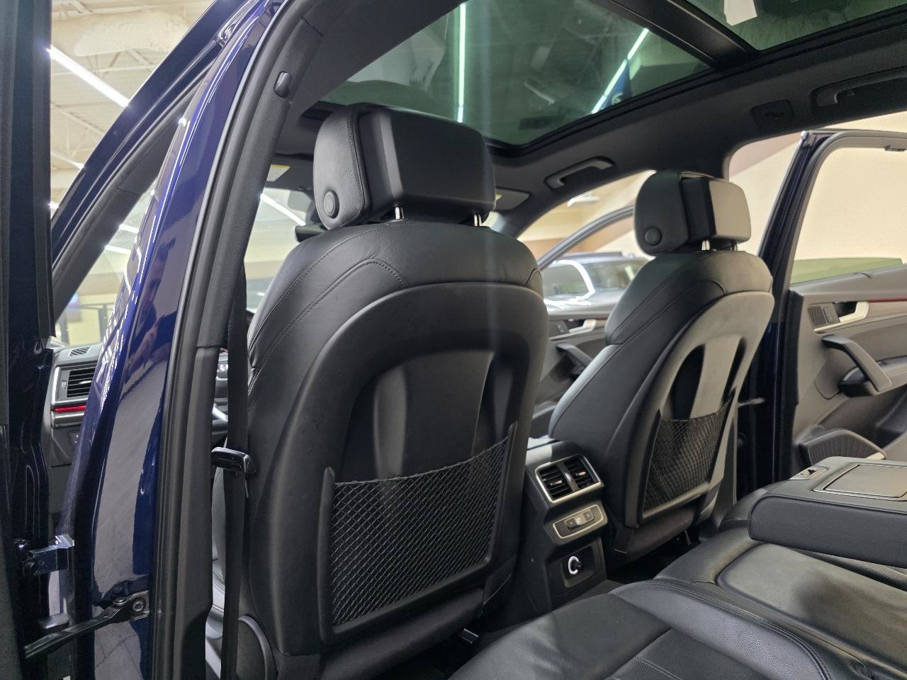 Used 2018 Audi SQ5 Prestige AWD/4WD image 27
