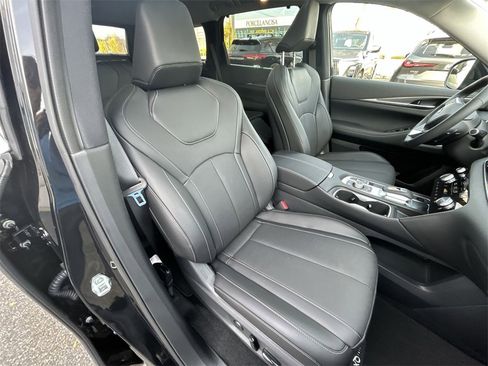 New 2026 INFINITI QX60 Luxe w/ Cargo Package image 16