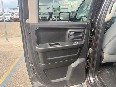Used 2019 RAM 1500 Express w/ Express Value Package AWD/4WD image 14