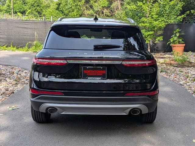 Certified 2022 Lincoln Corsair AWD w/ Equipment Group 101A image 4