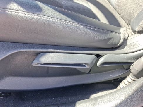 Used 2025 Honda Civic Sport image 18