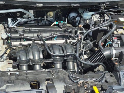 Used 2013 Ford Fiesta SE w/ Super Fuel Economy Pkg FWD image 20