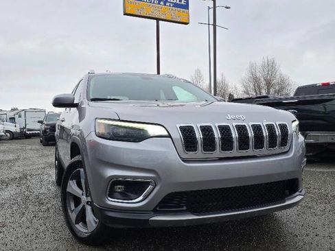 Used 2019 Jeep Cherokee Limited AWD/4WD image 1