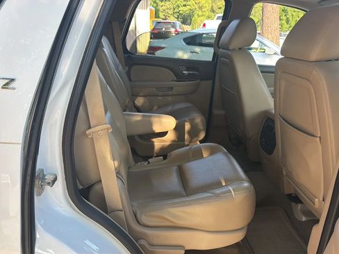 Used 2013 Chevrolet Tahoe LTZ AWD/4WD image 28