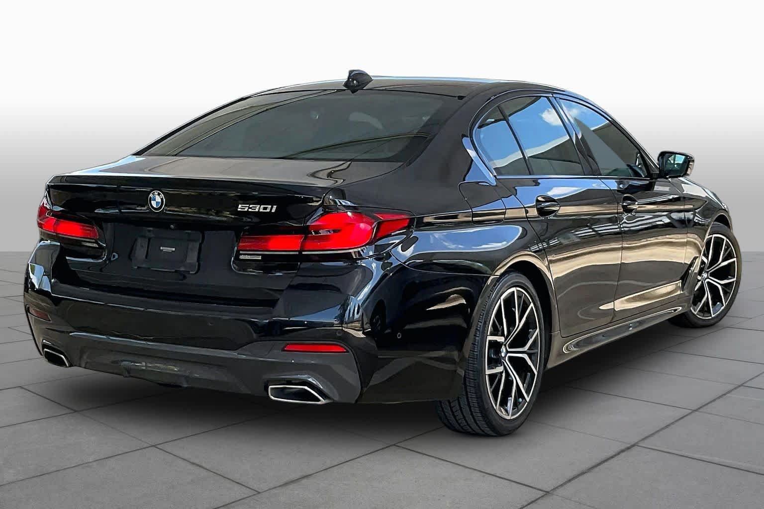 Used 2021 BMW 530i w/ M Sport Package RWD image 13