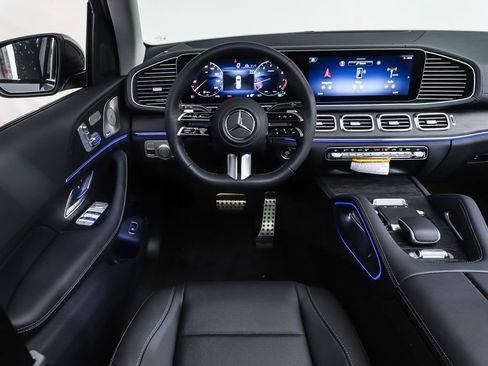 New 2026 Mercedes-Benz GLS 450 4MATIC image 14