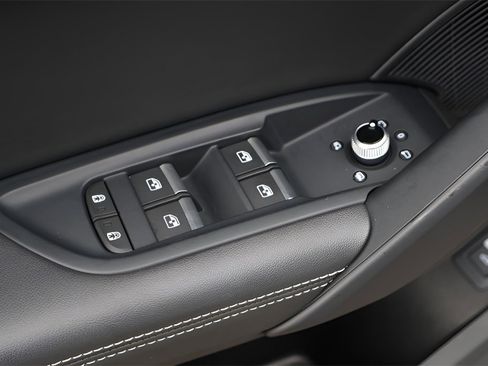 Used 2021 Audi Q5 2.0T Premium Plus w/ Premium Plus Package image 26