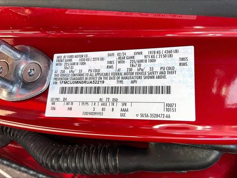 Used 2024 Ford Escape ST-Line FWD image 32