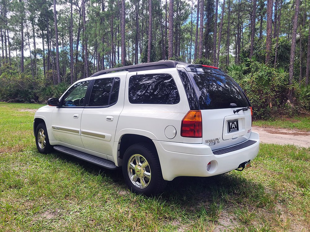 Used 2003 GMC Envoy XL SLT RWD image 6