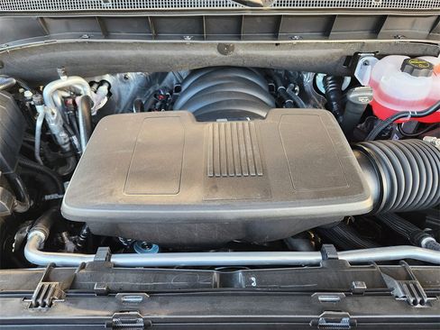 New 2026 Chevrolet Suburban LT w/ Comfort Package image 21