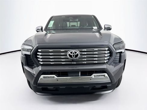 Certified 2024 Toyota Tacoma Limited w/ Limited Package (LT) AWD/4WD image 9